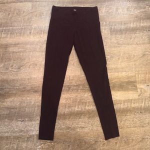 Aritzia TNA leggings, size XS